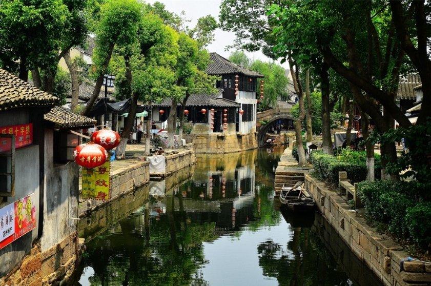 逃离海岛村